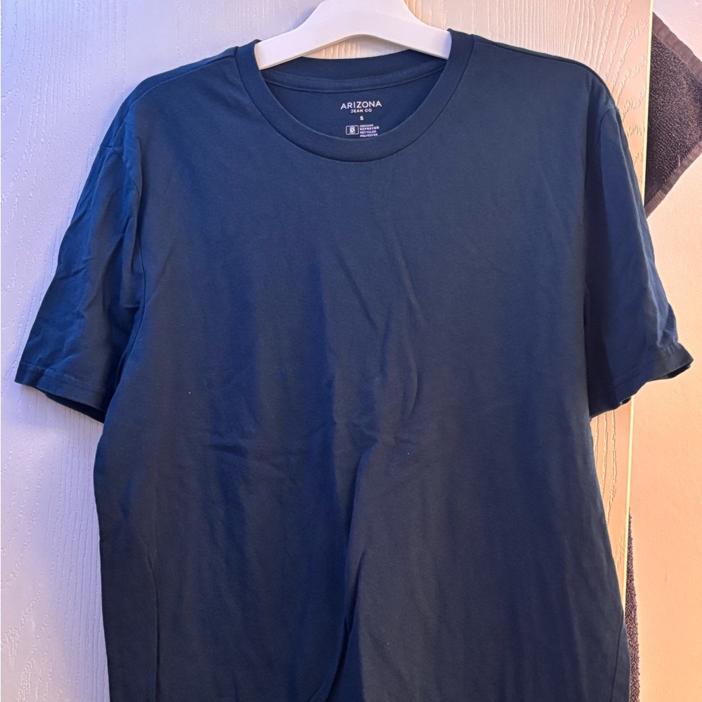 Tee shirt